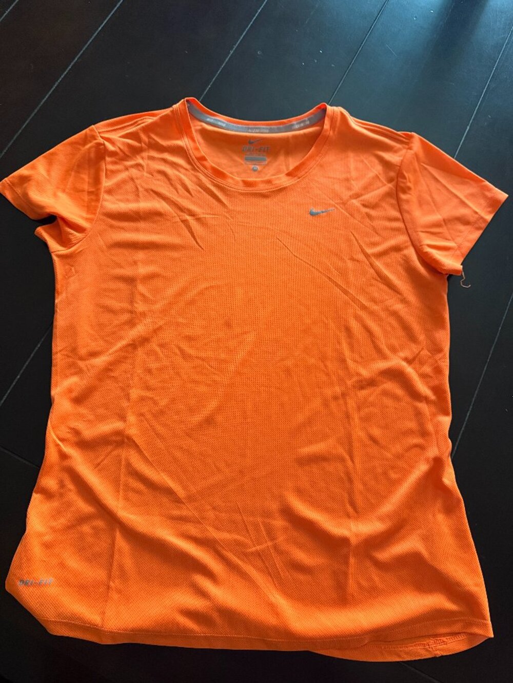 Nike Running Orange Athletic T-Shirt Women's Short Sleeve, size medium
